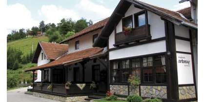 Restoran – Kafana „Pećinar“